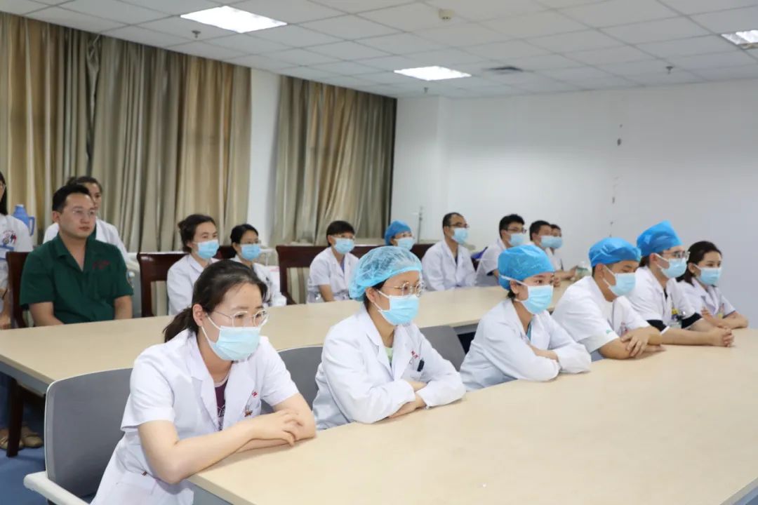 【醫師節系列活動三】——新疆醫科大學第七附屬醫院舉辦雙人徒手心肺復蘇技能競賽