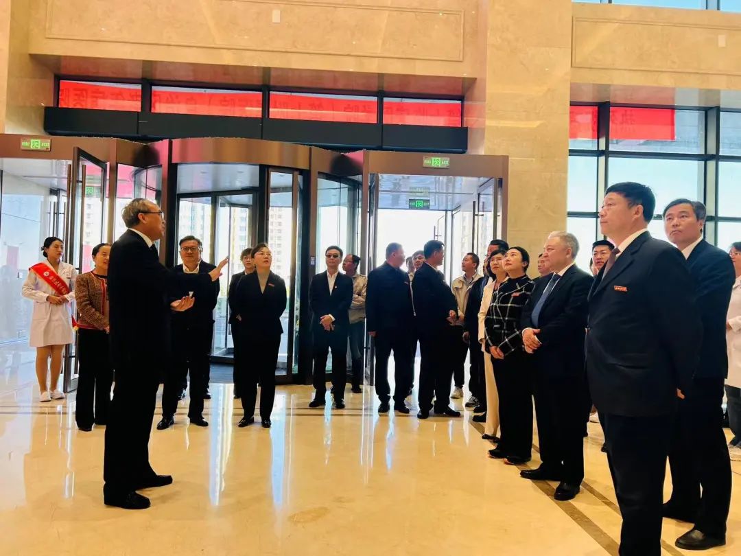 乘風破浪 逐夢前行——新疆醫(yī)科大學第七附屬醫(yī)院、自治區(qū)老年病醫(yī)院醫(yī)教綜合樓啟用儀式順利召開