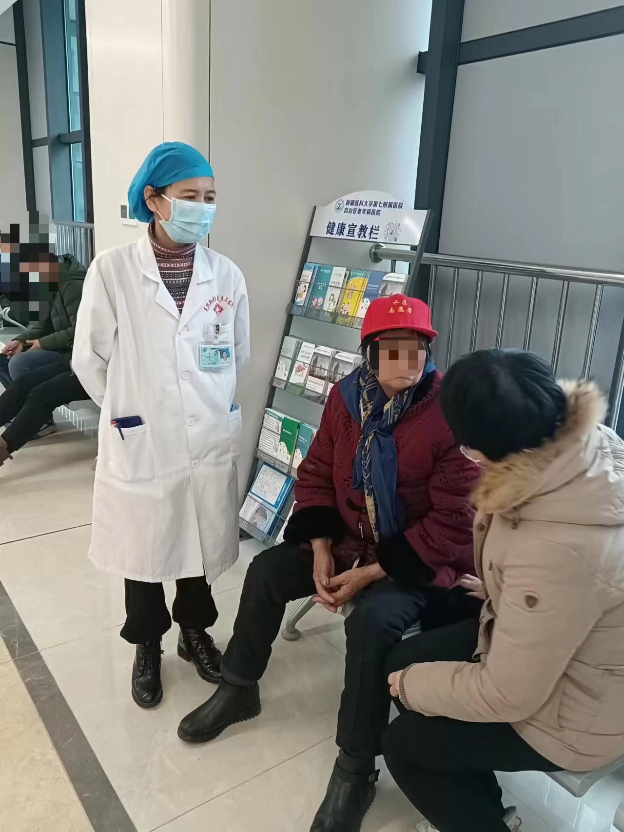 讓迷失的父母找到回家的路——門診護士助力阿爾茨海默病患者尋找家人