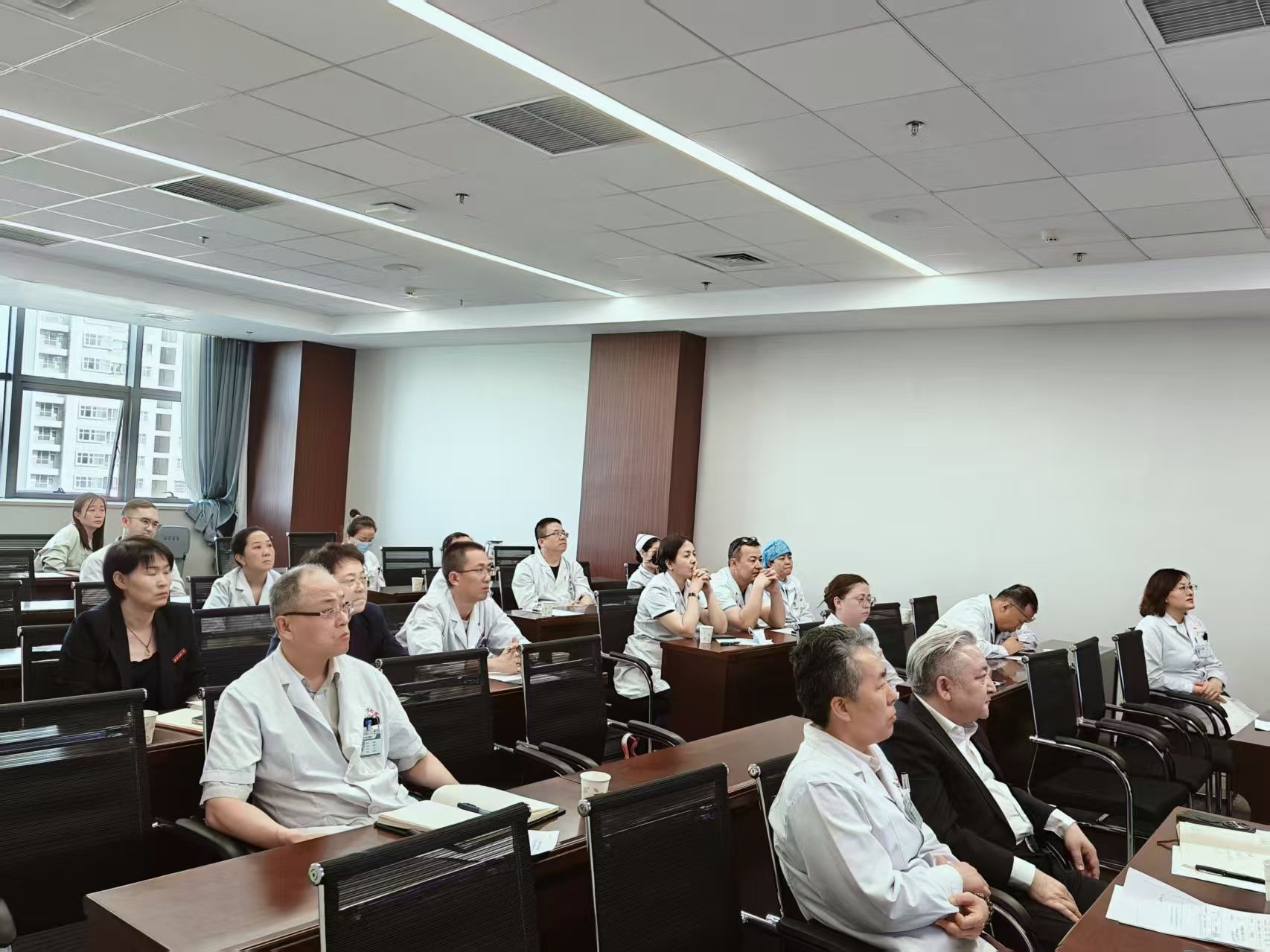 我院召開2025年第一次輸血管理委員會